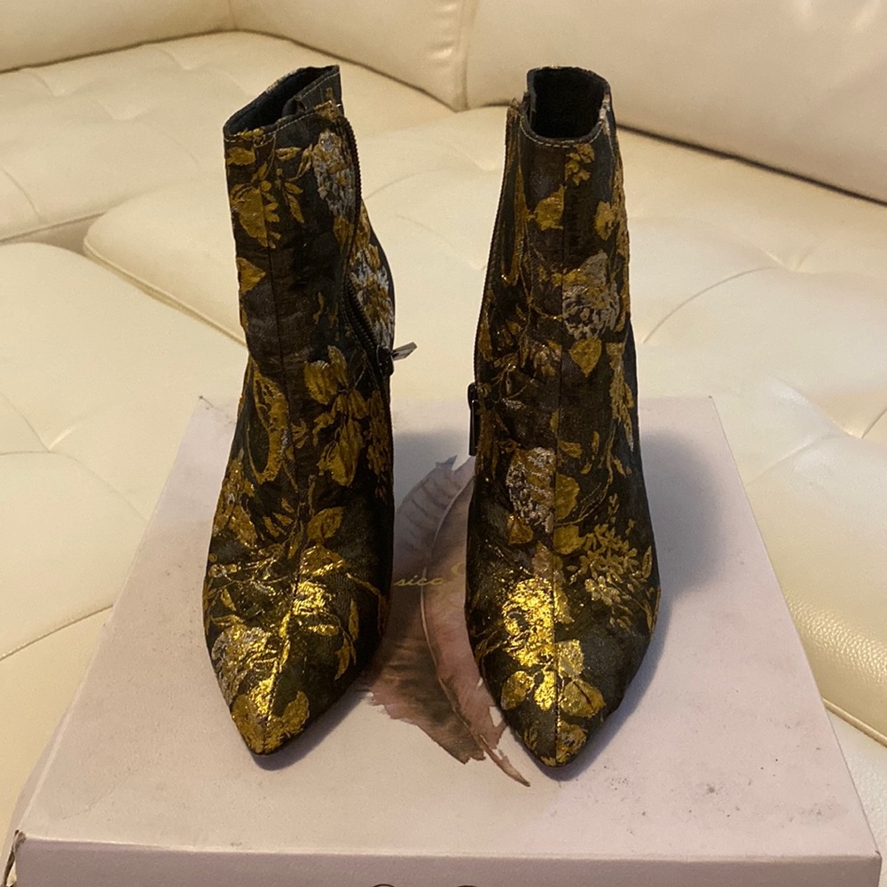 Jessica Simpson Booties